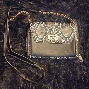 Vegan clutch wallet by Brentano